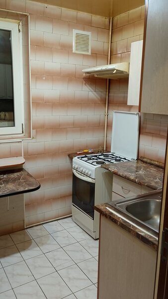 Berceni, Piata Sudului metrou, inchiriere apartament 3 camere